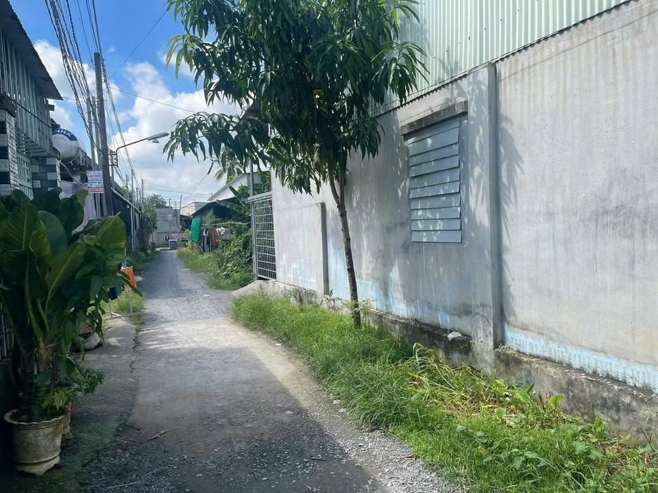 Nhà riêng Nhơn Trạch 108m² giá 1 tỷ - Sổ đỏ chính chủ, dọn vào ở ngay!