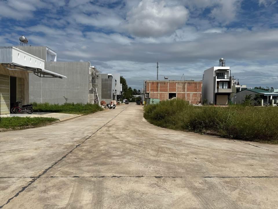 Đất nền khu phố 2 phường Bồng Sơn 100m² giá 1.3 tỷ - Đầu tư sinh lời ngay!