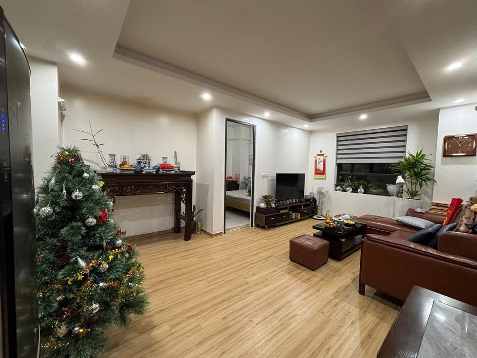 Căn hộ chung cư 2 phòng ngủ tại Khu đô thị thành phố Giao lưu, 74m² giá 5.928 tỷ - Sẵn sàng vào ở ngay!