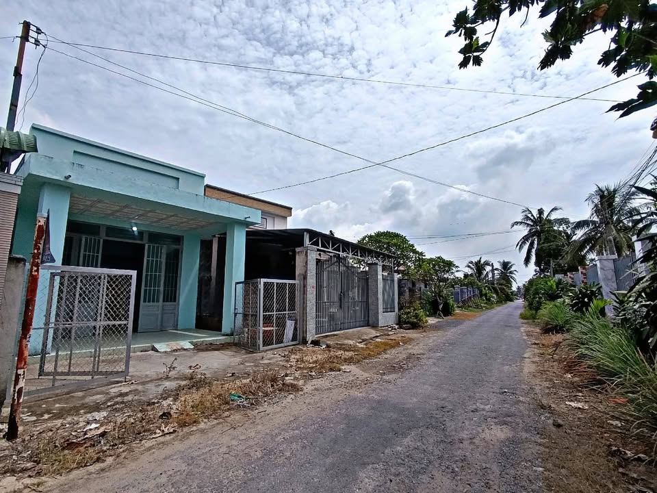 Nhà mặt tiền đường nhựa Tây Ninh 138m² giá 890 triệu - Đầu tư sinh lời ngay!