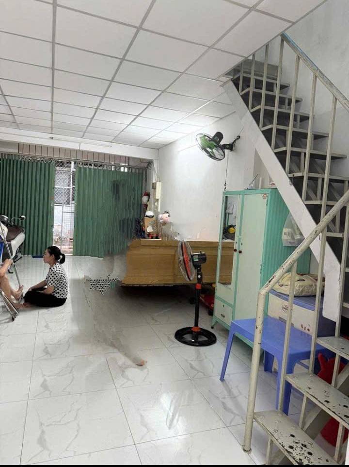 Nhà cho thuê đường Lý Thường Kiệt, Tân Bình 40m² giá 7 triệu - Không gian sống thoải mái!