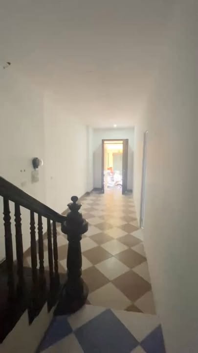 Cho thuê mặt bằng kinh doanh Nghĩa Đô, Cầu Giấy 60m² - Mặt đường lớn, thuận tiện giao nhận!