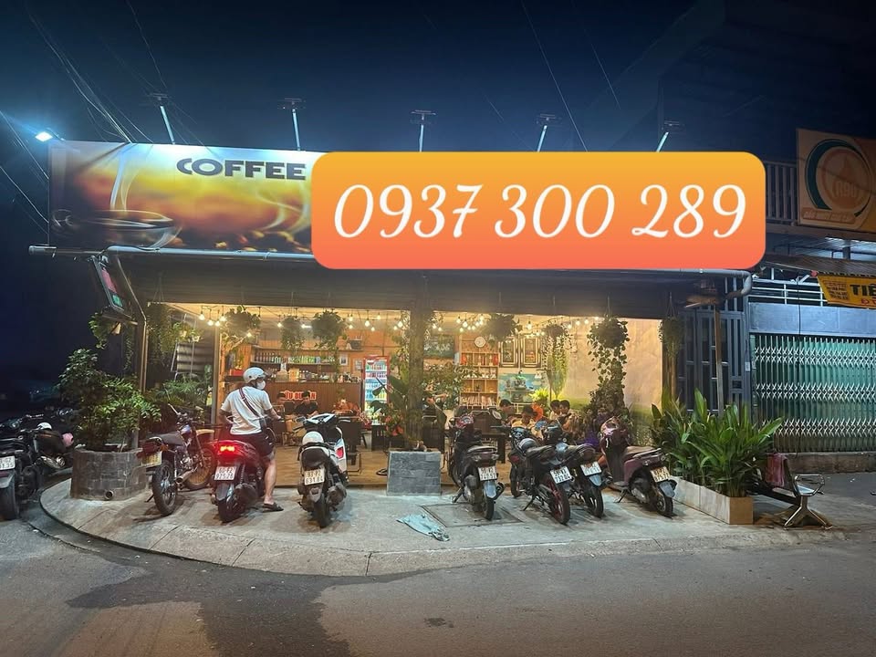 Quán Cafe Góc 2 Mặt Tiền Phường 17 Gò Vấp 60m² - Sang nhượng ngay với giá tốt!
