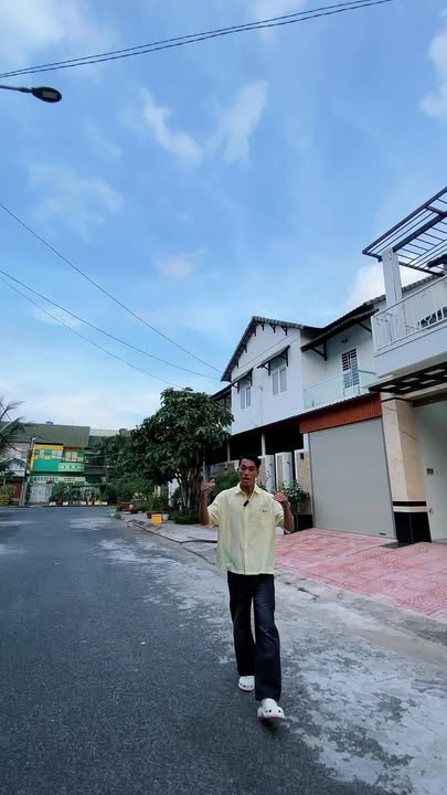 Villa mặt phố Nguyễn Thiếp, Rạch Giá 155m² giá 4.9 tỷ - Full nội thất cao cấp, vào ở ngay!