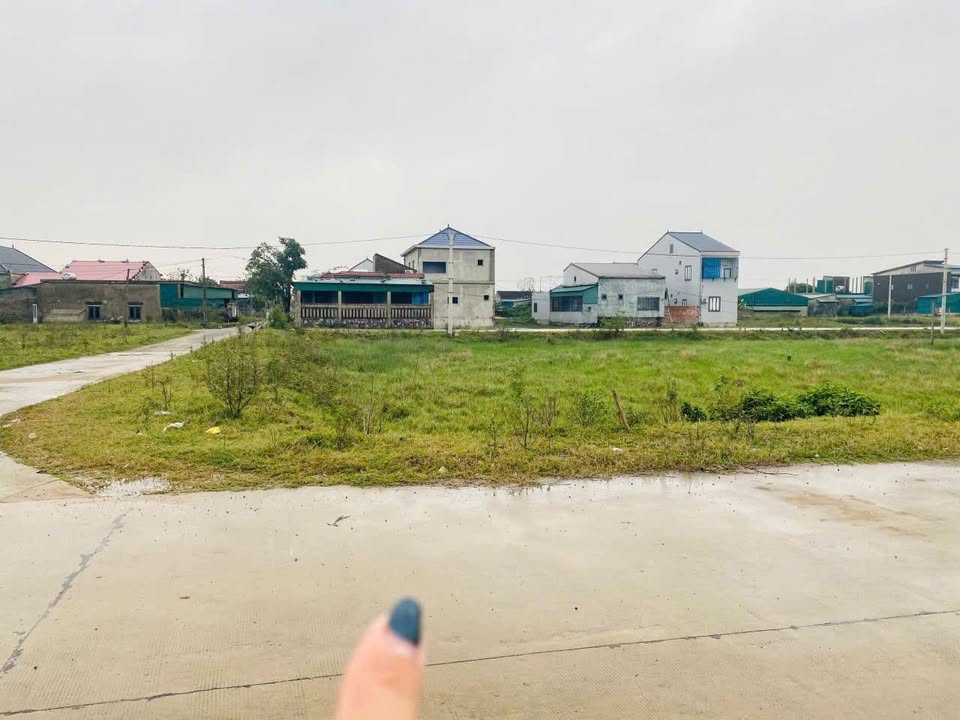 Đất 2 mặt tiền Hộ Độ, Hà Tĩnh 212m² giá 2.9 tỷ - Sổ đỏ chính chủ, vị trí đắc địa!