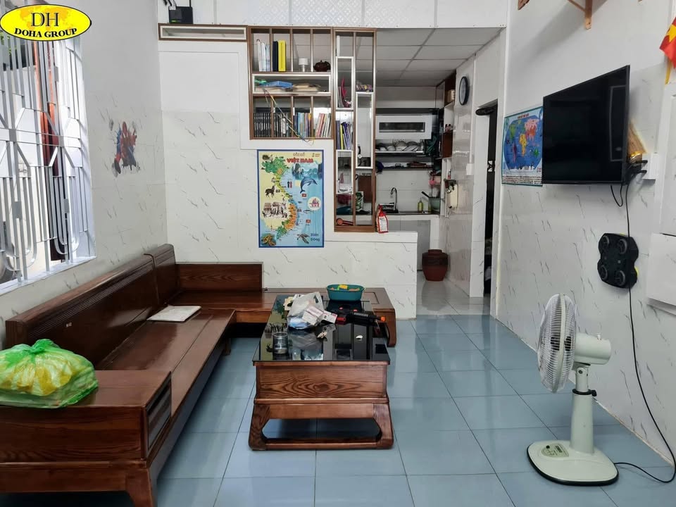 Nhà phố Quốc lộ 9, Đông Hà 123.78m² giá 1.2 tỷ - Dọn vào ở ngay với nội thất mới!