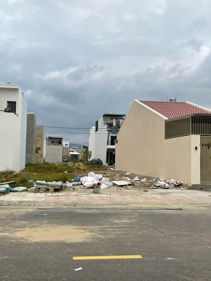 Đất nền mặt tiền đường số 4 Ngọc Hiệp 107m² giá 6.35 tỷ - Cơ hội đầu tư tuyệt vời!