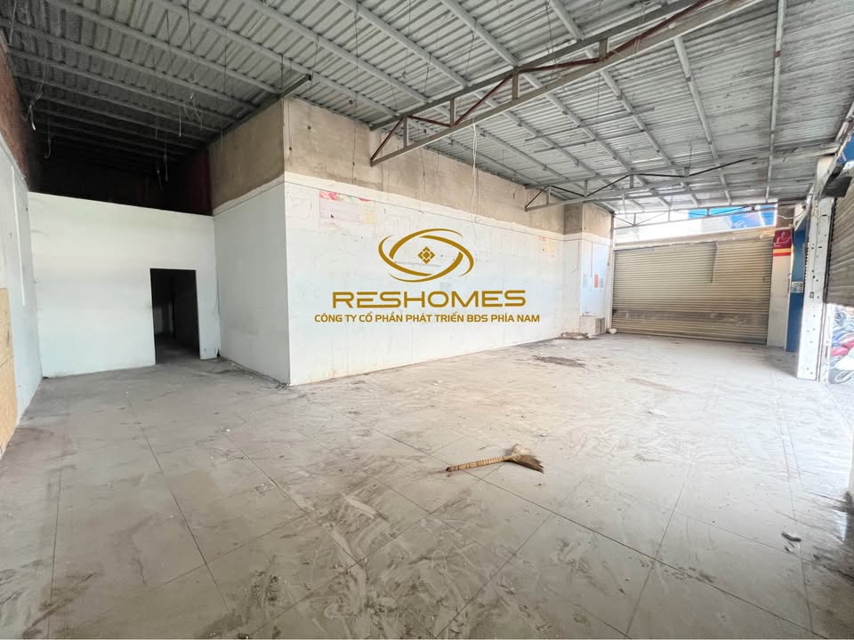 Mặt bằng cho thuê góc 15m đường Đồng Khởi, Biên Hòa - Diện tích 120m², giá 38 triệu/tháng