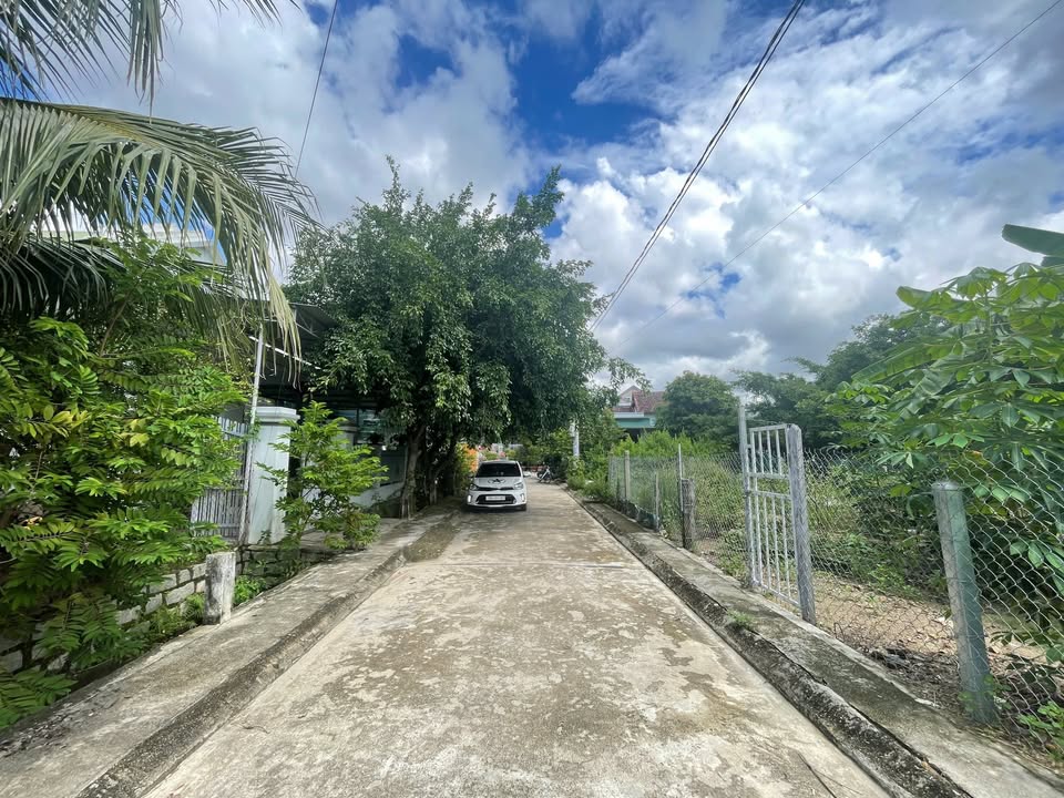 Đất Tái Định Cư Diên Toàn, Diên Khánh 128m² giá 2.3 tỷ - Đường ô tô thông thoáng!