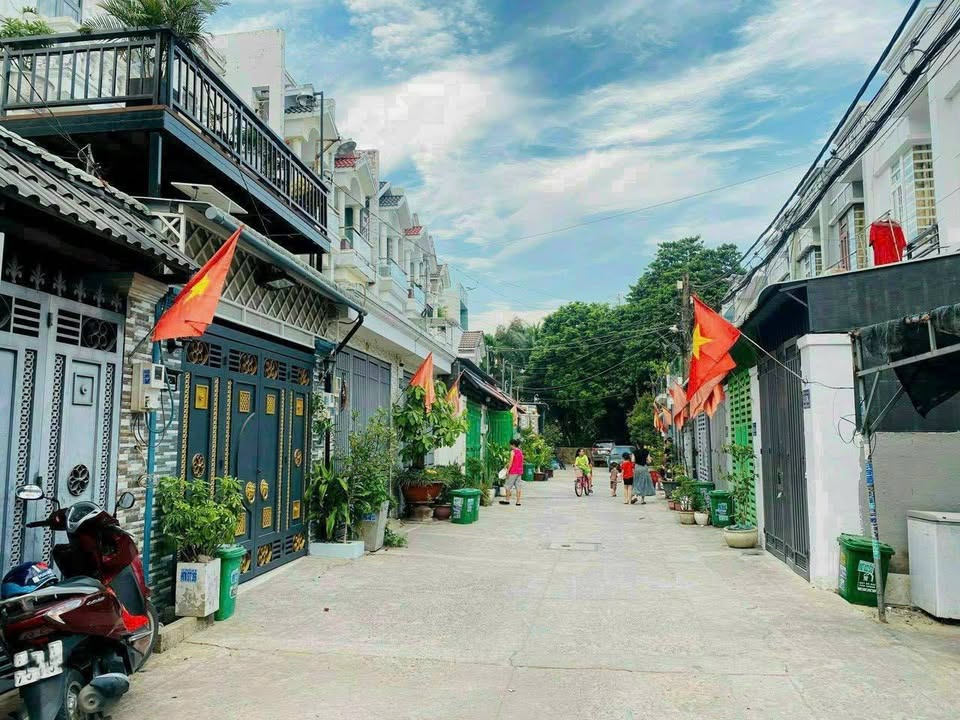 Bán đất đường Thạnh Lộc 41, Quận 12, 160m² - Đầu tư sinh lời cao!