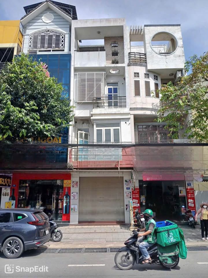 Cho thuê nhà mặt tiền đường Đồng Khởi Tân Hiệp 105m² - Vị trí đắc địa cho văn phòng và kinh doanh!