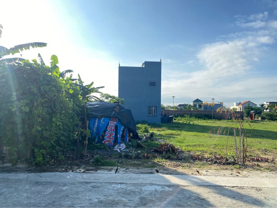 Đất nền mặt tiền Nguyễn Quốc Trinh, Lộc Ninh 133.4m² giá 1 tỷ - Cơ hội đầu tư tuyệt vời!