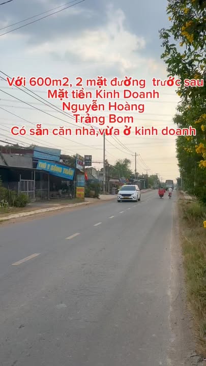 Nhà bán Trảng Bom 600m² mặt tiền kinh doanh - Cơ hội đầu tư tuyệt vời!