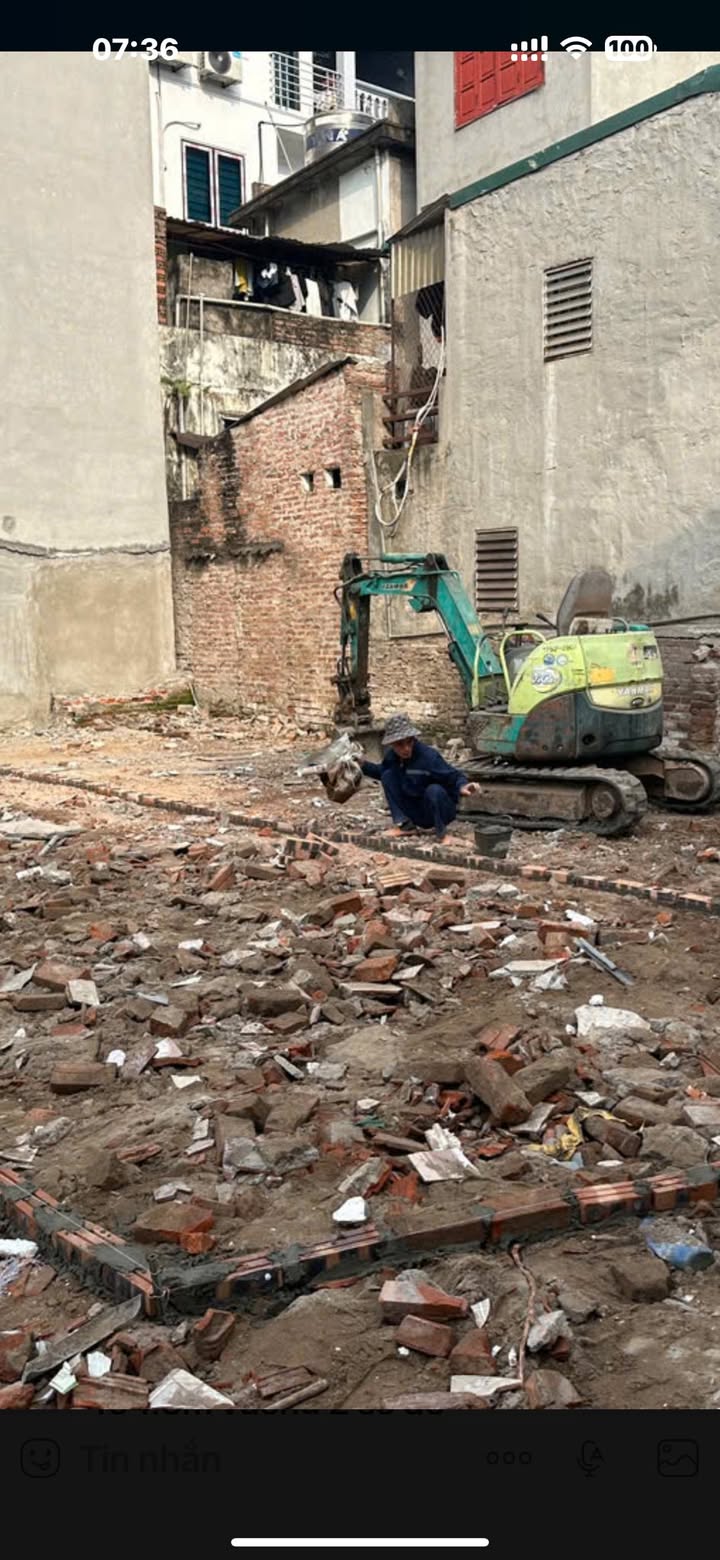 Đất nền Vĩnh Hưng 50.3m² giá 1.95 tỷ - Sổ đỏ chính chủ, sẵn sàng giao dịch!