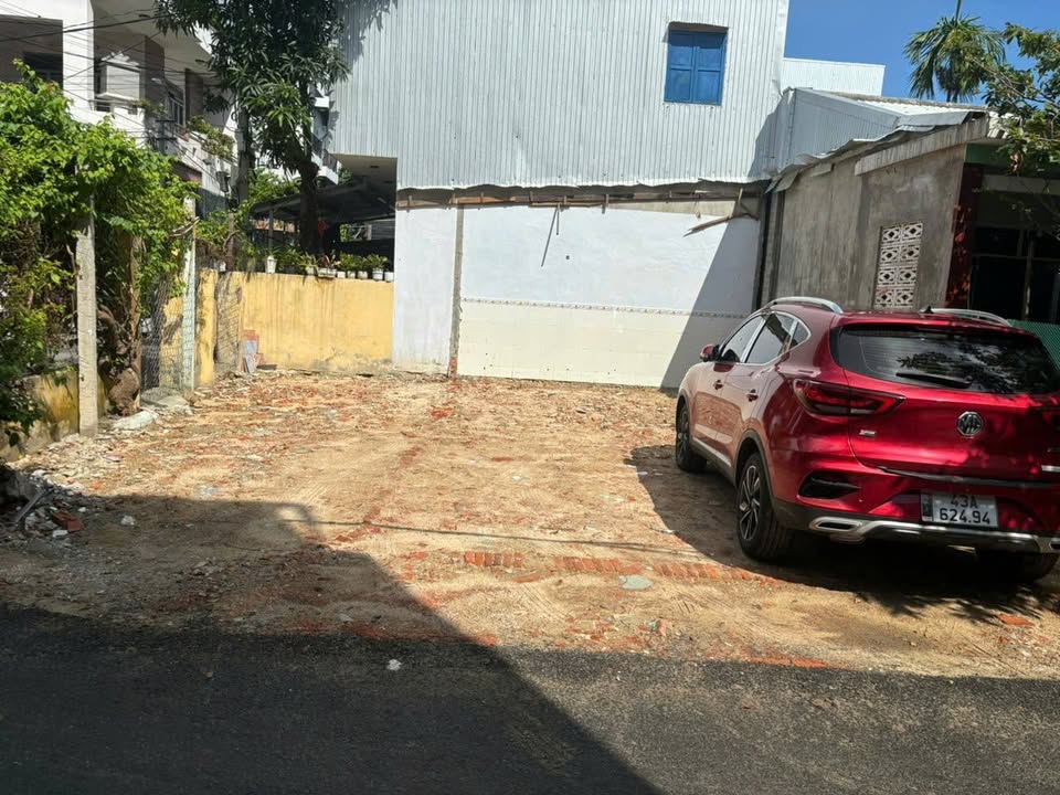 Đất nền 90m² tại Mỹ An, Đà Nẵng - Giá tốt, 2 mặt tiền!