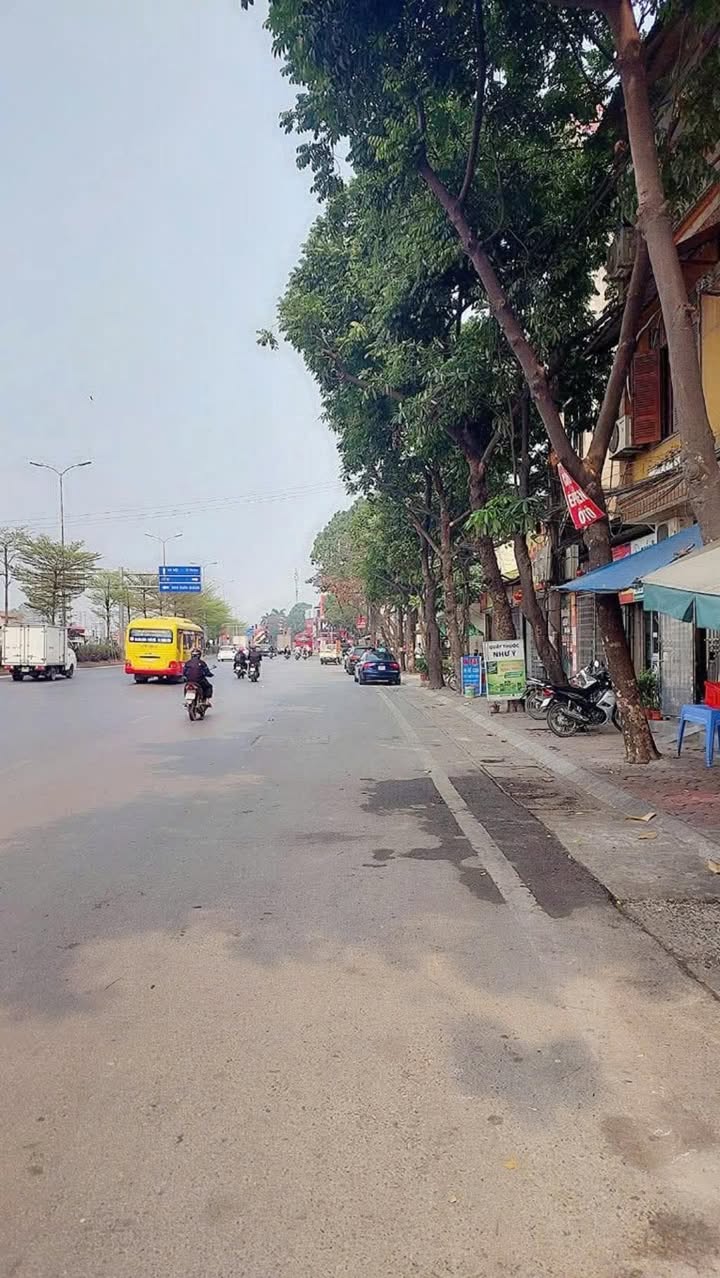 Nhà 5 tầng phố Nguyễn Đức Thuận Trâu Quỳ 20m² giá 2.35 tỷ - Thích hợp kinh doanh!