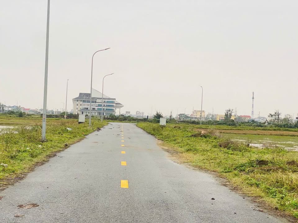 Đất TDP Phú Xuân, Lộc Hà, Hà Tĩnh 226m² giá 2.8 tỷ - Vị trí đắc địa gần biển!