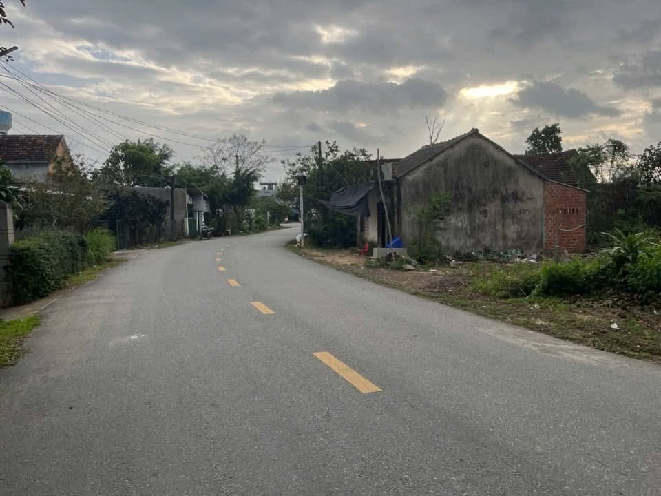 Đất mặt tiền đường 627b, Đức Lợi, Mộ Đức 124m² giá 690 triệu - Cơ hội đầu tư tốt!