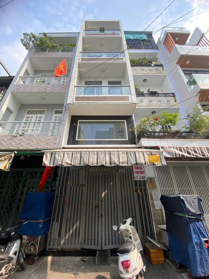 Nhà riêng hẻm 8m Lê Hồng Phong, Q10 45m² - 6 phòng ngủ, 5 tầng, giá thỏa thuận!