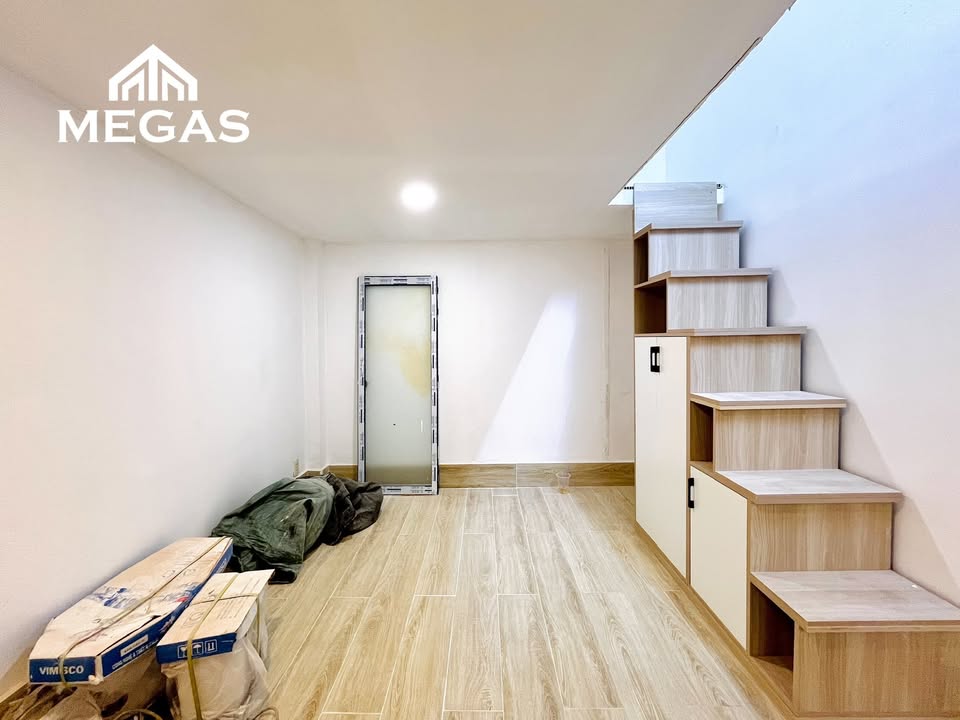 Căn hộ Duplex Hậu Giang, Bình Phú - Full nội thất, thiết kế hiện đại