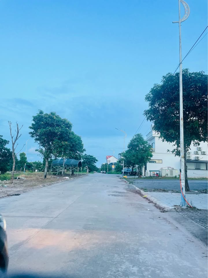 Đất nền mặt tiền đường Trần Nhật Duật, Móng Cái, 110m² - Tiềm năng tăng giá cao!