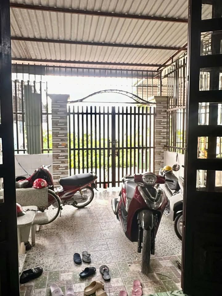 Nhà 2 Phòng Ngủ Khu Phố 1 Hiệp Phước 143m² giá 2 tỷ - Đầu tư sinh lời ngay!