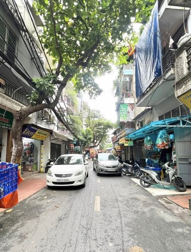 FrontHouse Đống Đa 77m² giá 24 tỷ - Kinh doanh sôi động, cơ hội vàng đầu tư!