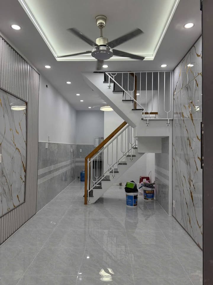 Nhà phố Tân Chánh Hiệp, 2 tỷ 650 triệu - Sổ hồng chính chủ, tiện nghi đầy đủ!