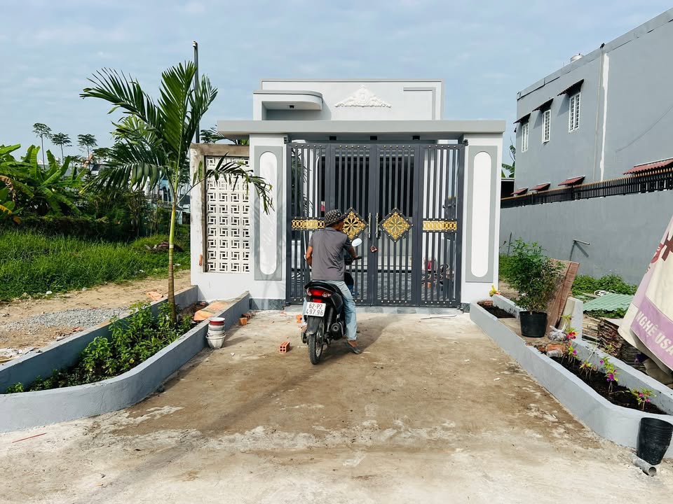 Nhà cấp 4 Mỹ Hạnh Bắc 110m² giá 1.9 tỷ - Sân vườn thoáng mát