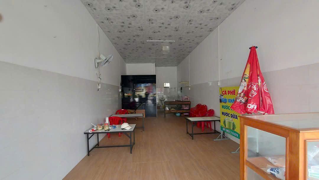 Nhà mặt tiền đường Phan Đình Phùng, Kon Tum 55m² giá 2 tỷ - Đầu tư sinh lời ngay!