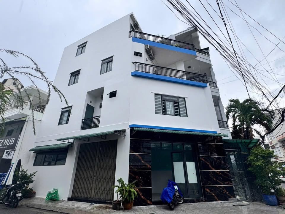 Bán FrontHouse 2 mặt tiền Ngô Đức Kế 183m² giá 8.8 tỷ - Kinh doanh đắc địa!