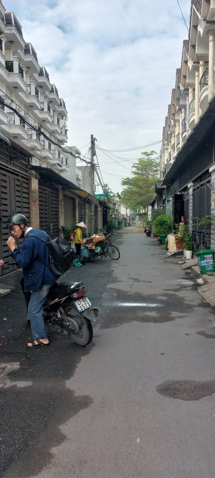 Đất Thạnh Xuân 63m² giá 800 triệu - Sổ hồng chính chủ, giao dịch nhanh chóng!