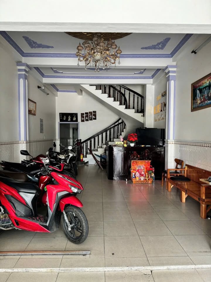 Bán nhà nghỉ 150m² đường Hoàng Văn Thụ, TP Rạch Giá chỉ 4 tỷ - Cơ hội đầu tư sinh lời!