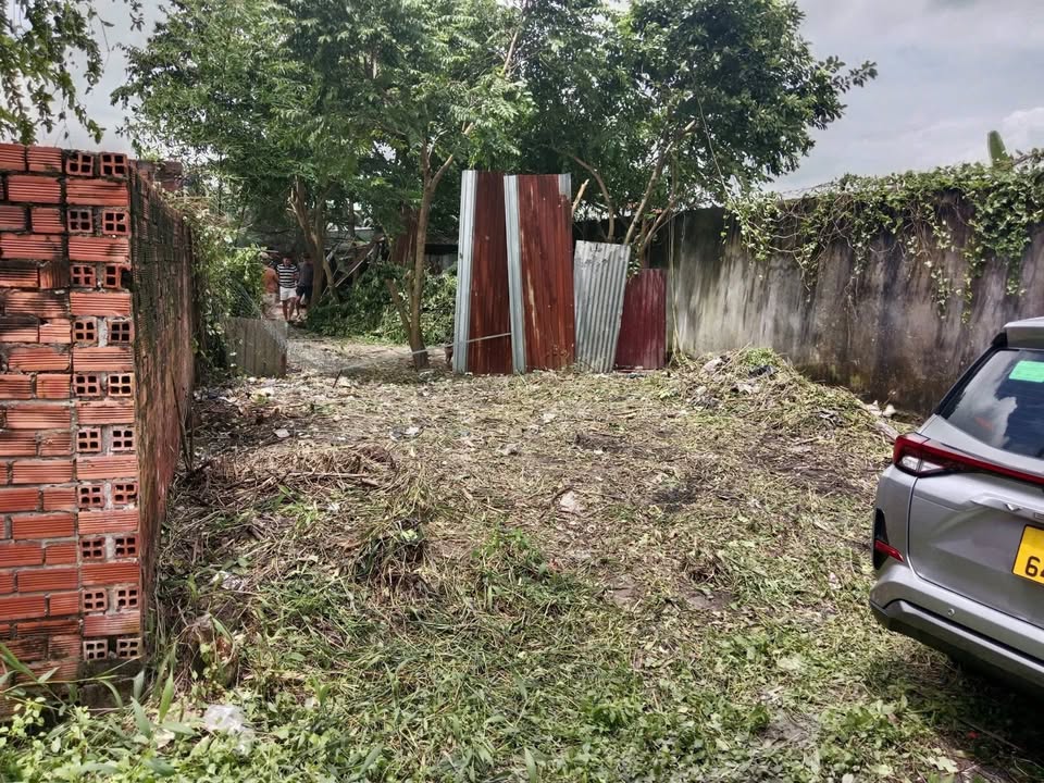 Đất nền Phú Hòa Đông Củ Chi 215m² giá 1.75 tỷ - Đầu tư sinh lời hấp dẫn!