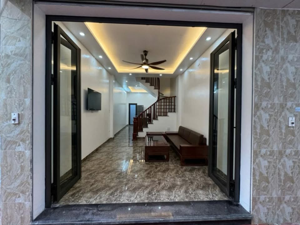 Nhà cho thuê nguyên căn 4 tầng tại Yên Thành, Hà Đông - Giá chỉ 6 triệu/tháng!