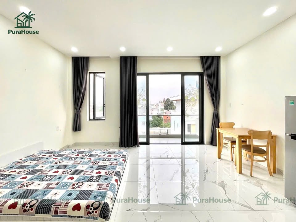 Căn hộ cho thuê Bình Trưng Đông Quận 2 - Full nội thất, ban công thoáng mát!