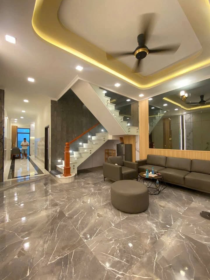 Nhà Hẻm 4m Cư Xá Phú Lâm A, Quận 6, 103m² giá 10.8 tỷ - Nội thất cao cấp, đầy đủ tiện nghi!