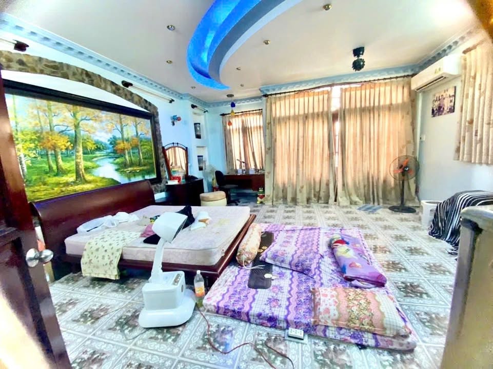 Nhà hẻm xe hơi Phú Nhuận 110m² giá 11 tỷ - Hàng hiếm không thể bỏ lỡ!