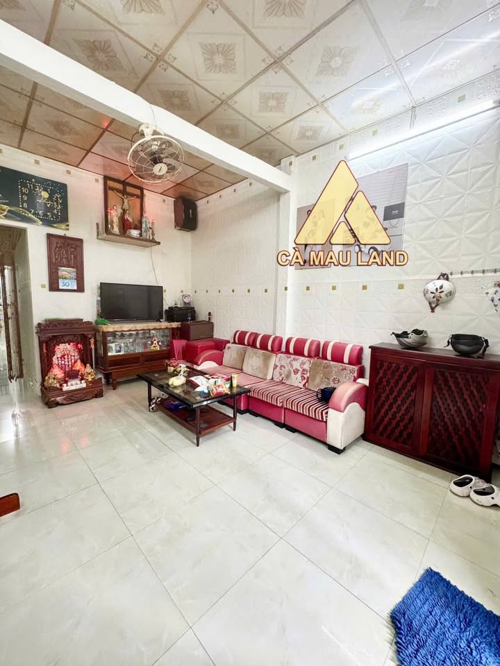 Nhà cấp 4 đường Hùng Vương, phường 5, TP Cà Mau 166m² giá 2,5 tỷ - Đường ô tô vào tận nơi!