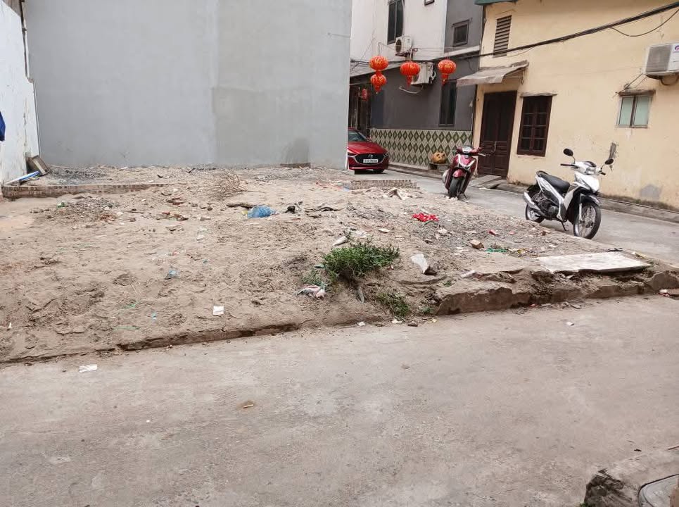 Đất nền Ngô Gia Tự Long Biên 39m² giá 5 tỷ - Lô góc thoáng đãng, ô tô vào tận nơi!