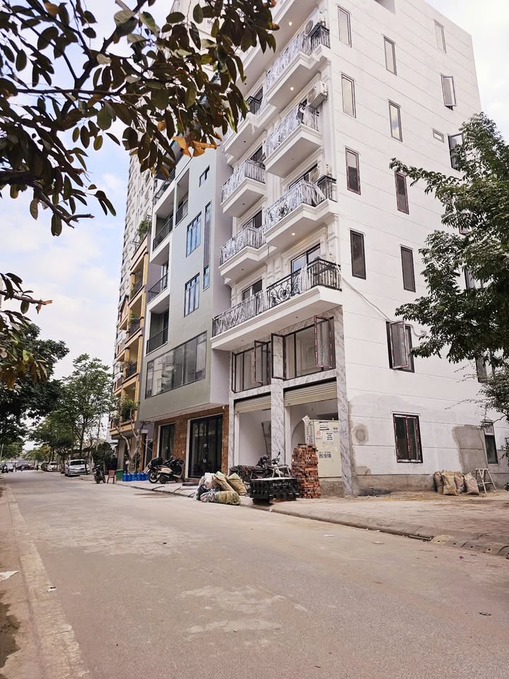 Nhà FrontHouse 55m² đường Thạch Bàn, Long Biên - Lô góc 6 tầng, kinh doanh sầm uất!