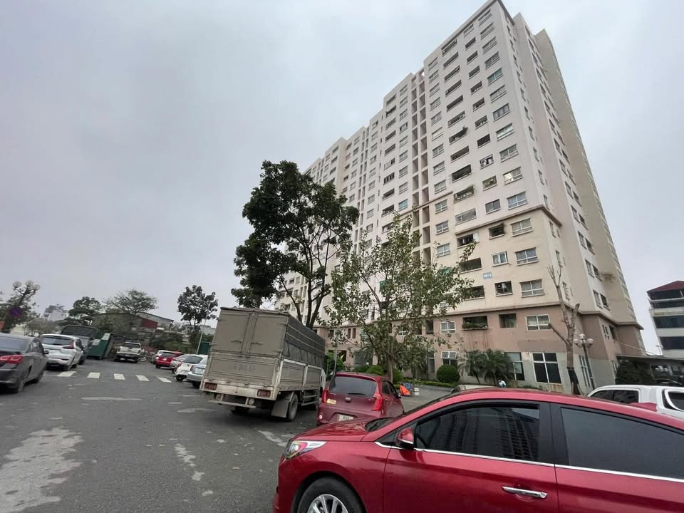 Căn hộ chung cư Phúc Đồng Long Biên 70m² giá 2.99 tỷ - Vị trí đẹp, đầy đủ tiện nghi!