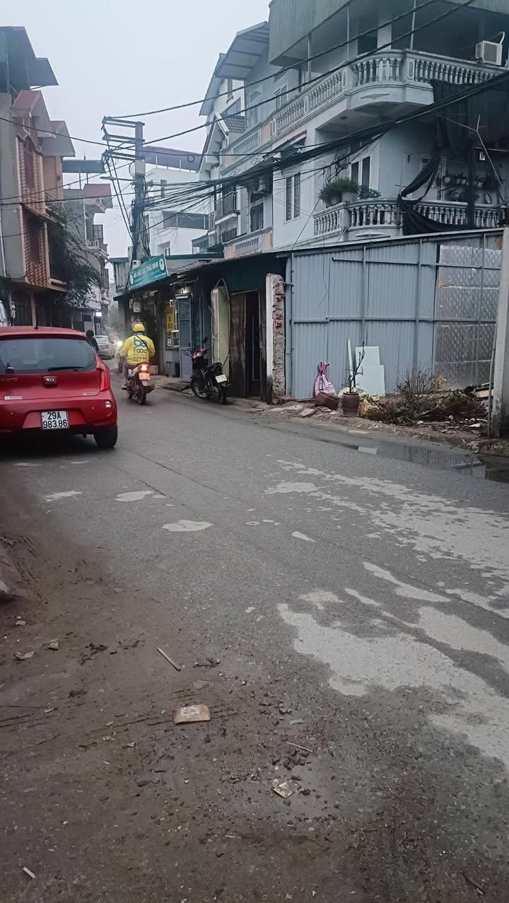 Đất nền Thạch Bàn, Long Biên 81m² giá 9.2 tỷ - Đầu tư sinh lời ngay!