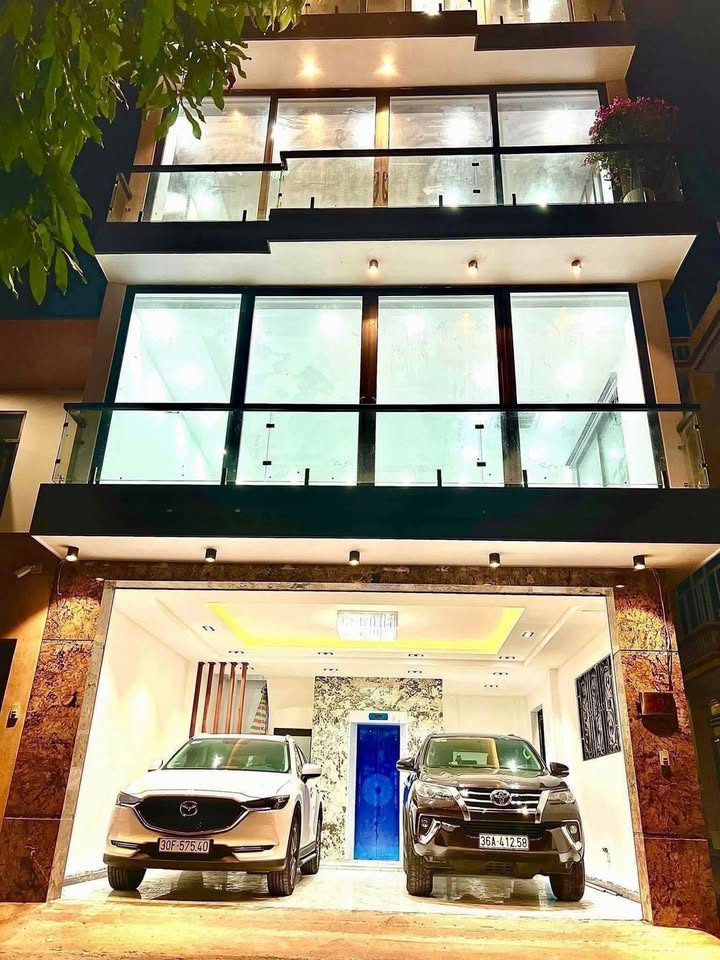 FrontHouse Nguyễn Sơn Long Biên 60m² giá thỏa thuận - Vị trí đắc địa, kinh doanh thuận lợi!