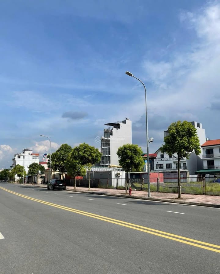 Đất vàng Ngọc Thụy 73m² chỉ 10 tỷ - Kinh doanh đỉnh, ô tô tránh!