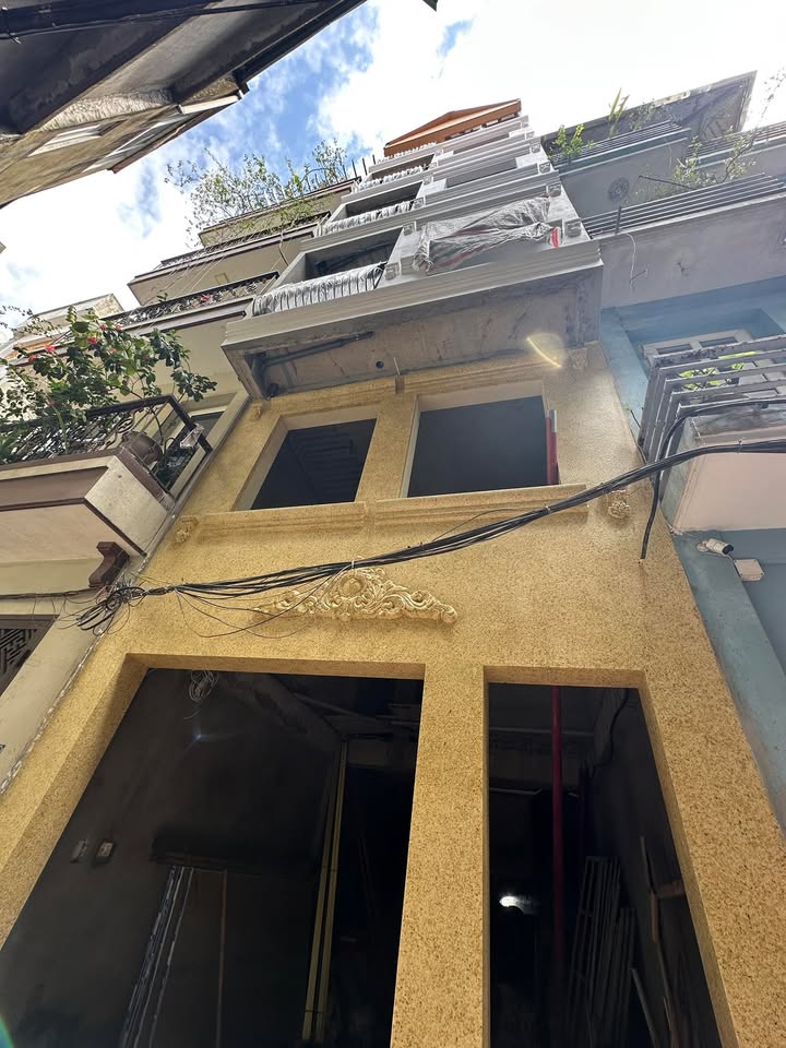 Căn hộ CCMN Nguyễn Văn Cừ Long Biên 65m² giá 10 tỷ - Đầu tư sinh lời ngay lập tức!