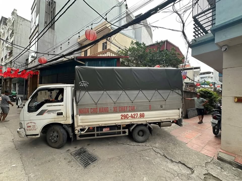 Nhà phố 252/16 Ngọc Thụy 30m² giá 7.45 tỷ - Ô tô đỗ tận nơi!