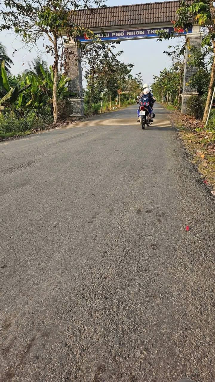 Đất nền Nhơn Thạnh Trung, Tân An, Long An 270m² giá 1.3 tỷ - Sổ hồng chính chủ, mặt tiền nhựa