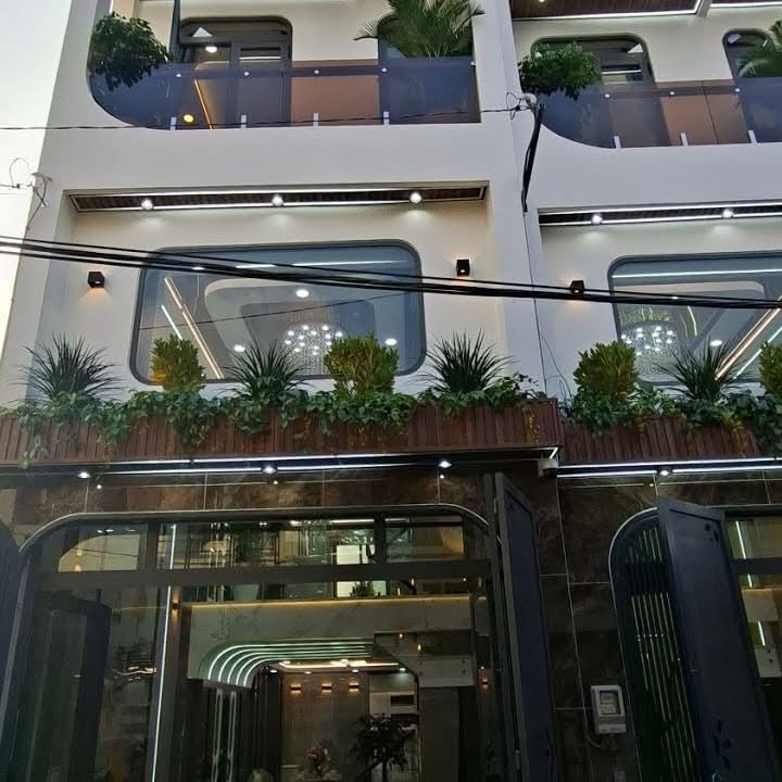 Nhà phố Tô Ngọc Vân, Thới An 56m² giá 6.38 tỷ - Full nội thất cao cấp!