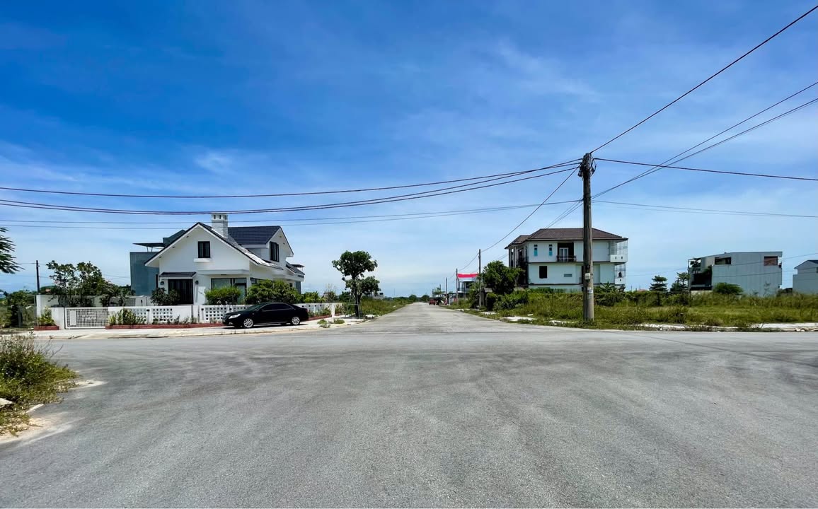 Đất biệt thự Hói Sen, Thủy Dương 228m² giá 24 triệu/m² - Sổ hồng chính chủ, vị trí đắc địa!